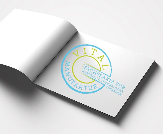 Ein Buch zeigt das Logo des Kunden Vitalmanufaktur, welches von der Werbeagentur Werbereich OG erstellt wurde.